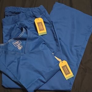 Cherokee Women's Blue Scrub Set